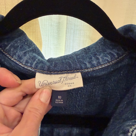 Universal Thread Women's Classic Blue Denim Overalls - Picture 8 of 8